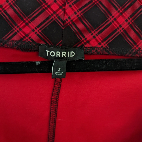 Torrid Plaid Lace Trim Ponte Skirt 3x - Picture 4 of 4